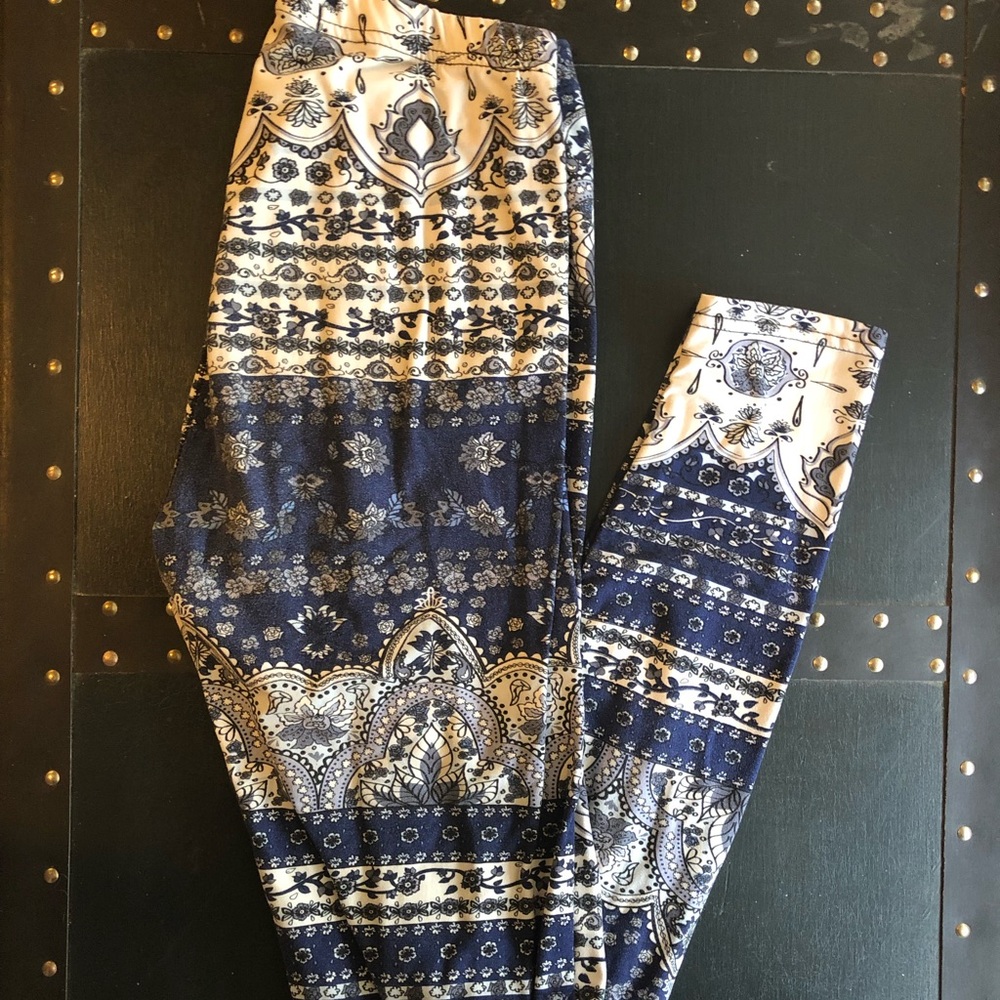 Blue White Medium Polyester Leggings Stretchy
